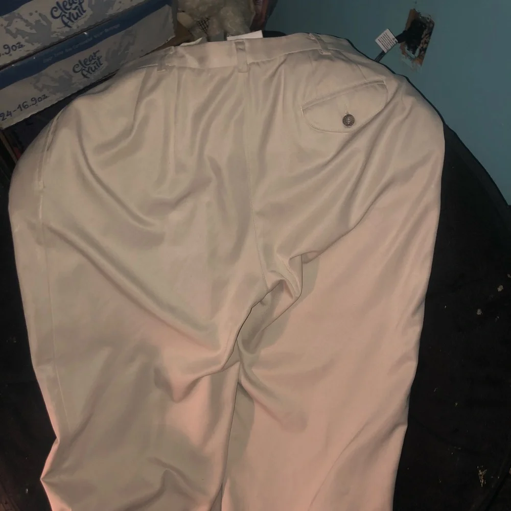 Tan Capri - Picture 1 of 2
